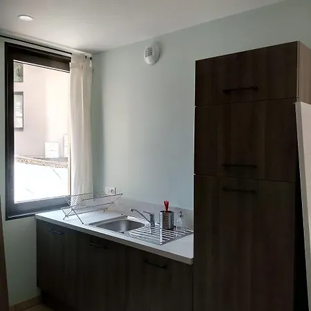 Les Villas Des Jardins De La Fontaine 펜션 사흘라 라 카네다