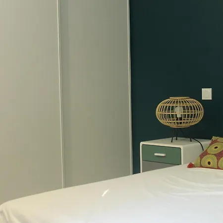 Les Villas Des Jardins De La Fontaine 펜션 *