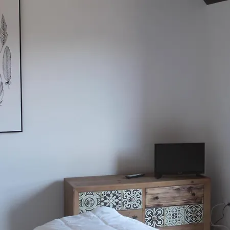 Les Villas Des Jardins De La Fontaine 사흘라 라 카네다